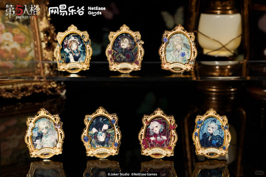 Identity V | Specimen Gallery Series Acrylic Magnets Bloody Queen Mary Violetta